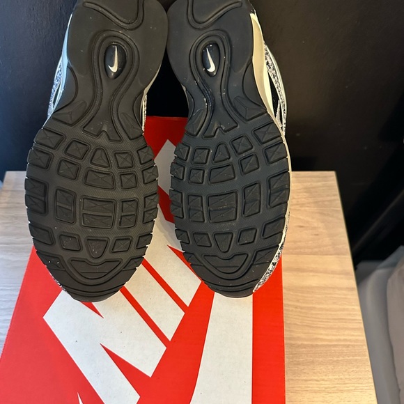 Nike Women’s Air Max 97 - Picture 7 of 7
